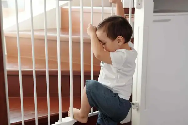 buying-safety-items-for-your-little-one