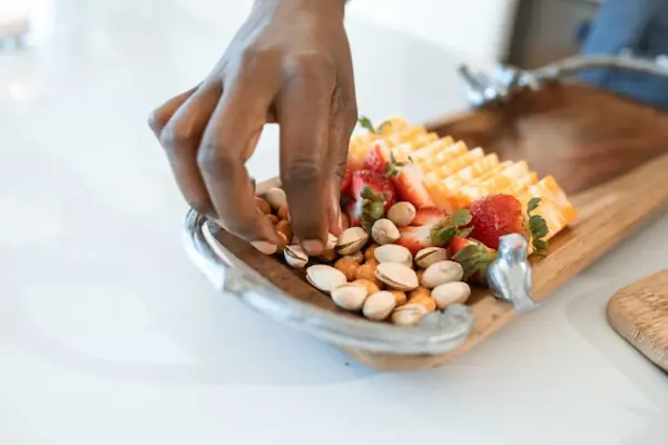 charcuterie-boards-mothersday-gift-ideas