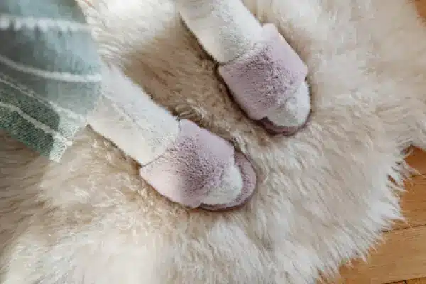 puffy-slippers-gift-ideas-for-mothers-day
