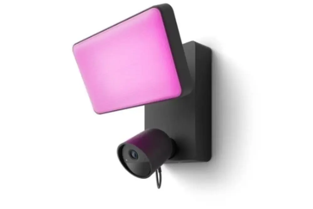 philips-hue-secure-flood-light-camera