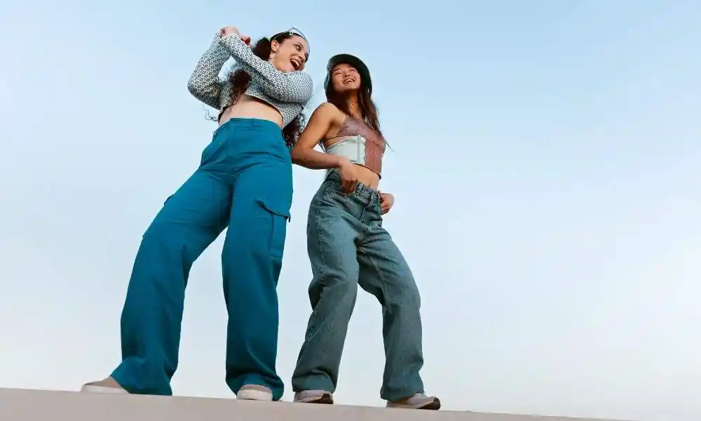 baggy-jeans-and-the-return-of-comfort