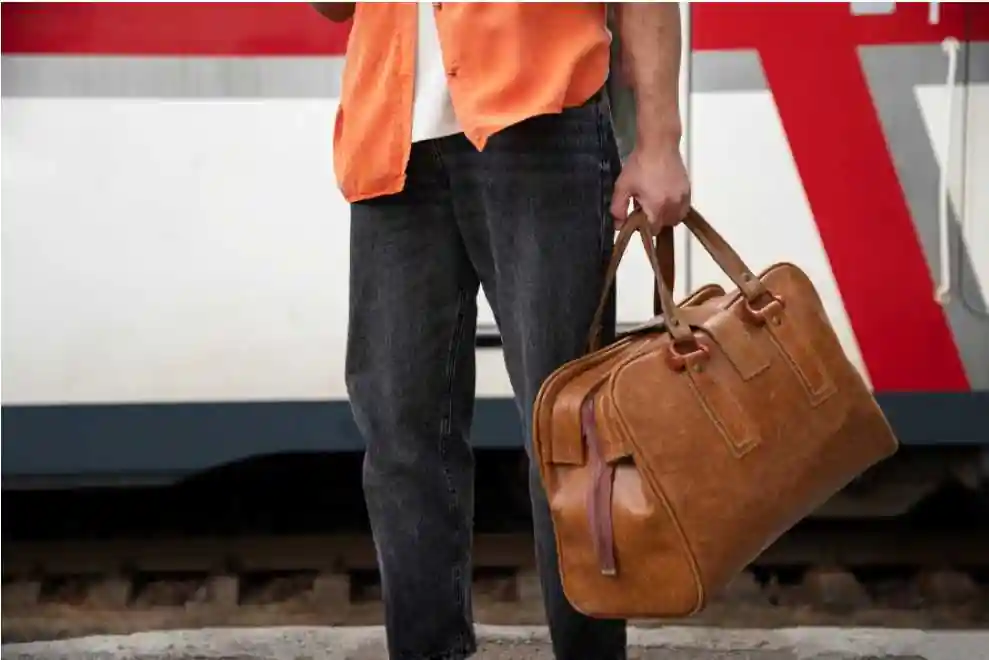 duffel-bag-and-duffels