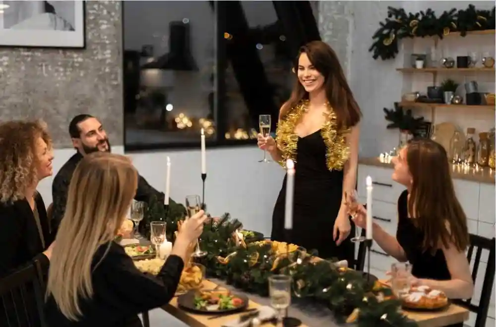 low-key-yet-festive-looks-for-smaller-gatherings