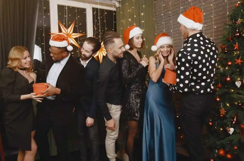 styling-tips-for-holiday-season-parties