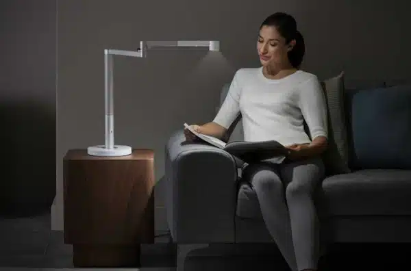 dyson-solarcycle-morph-desk